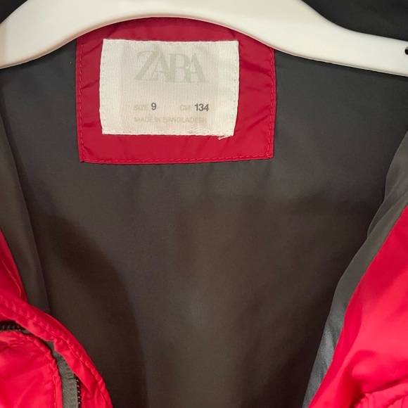 Zara kids red puffer jacket size 9 - Picture 8 of 8
